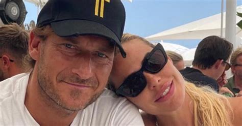 Totti and Ilary Blasi, the Rolex War 